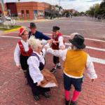Folkdanslag